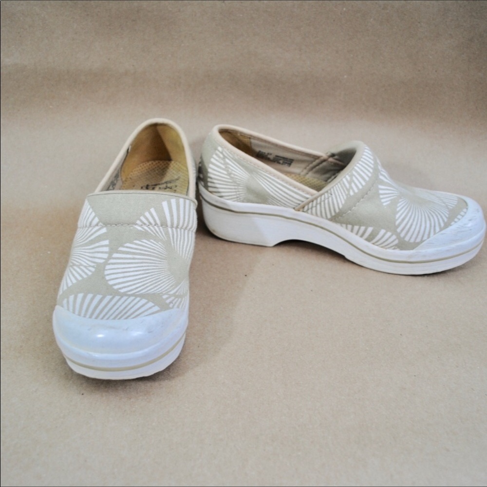 Dansko Chino Palm Vegan Clogs